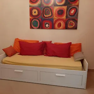 https://chiara-home-al-centro-di-catania.taorminaitalyhotels.com